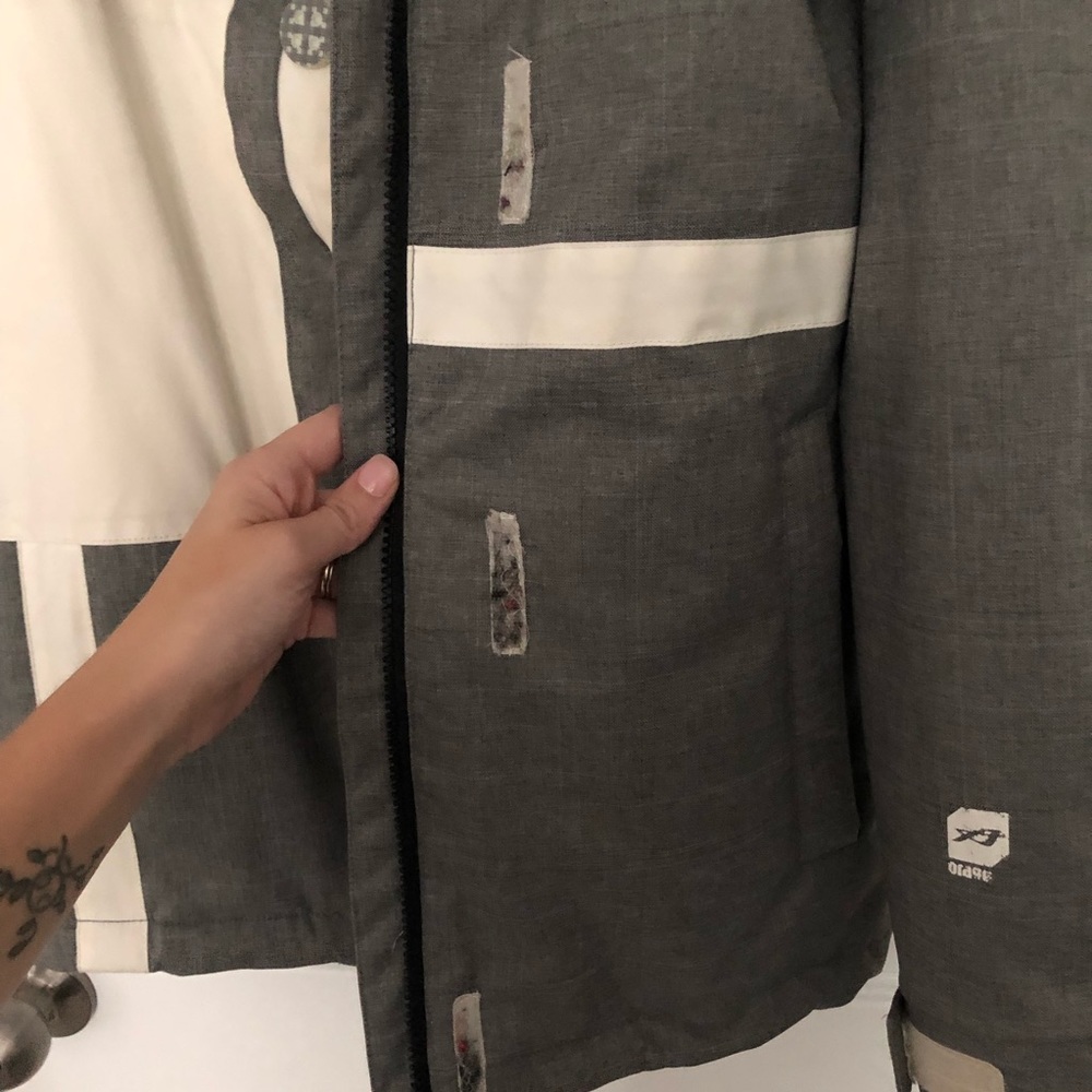 Orage Women’s Snow Jacket - Picture 8 of 16